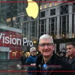 لرئيس التنفيذي لشركة Apple Tim) Cook)