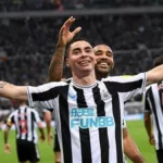 مباراة نيوكاسل مباشر الان في الدوري الإنجليزي نيوكاسل يونايتد ولون تاون
