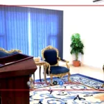 بن مبارك يؤدي اليمين الدستوري أمام رشاد العليمي في عدن