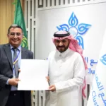 تجمع القصيم يكرم الدكتور عبدالكريم فرحان تجمع القصيم يكرم الدكتور عبدالكريم