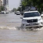 السيول تضرب السعودية وتحذيرات في الإمارات