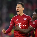 بايرن ميونيخ يوقع عقود خرافية لثلاثة لاعبين شباب