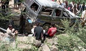 تعز: وفاة 7 أشخاص في حادث سير مروع واعتقال 9 متهمين بحادث مسلح