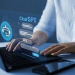 "نظرية الإنترنت الميت: هل العالم الرقمي مليء بالروبوتات؟"