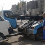 إدارة المعلا تدشن حملة إزالة السيارات المتهالكة والمعيقة لحركة السير في الطرقات