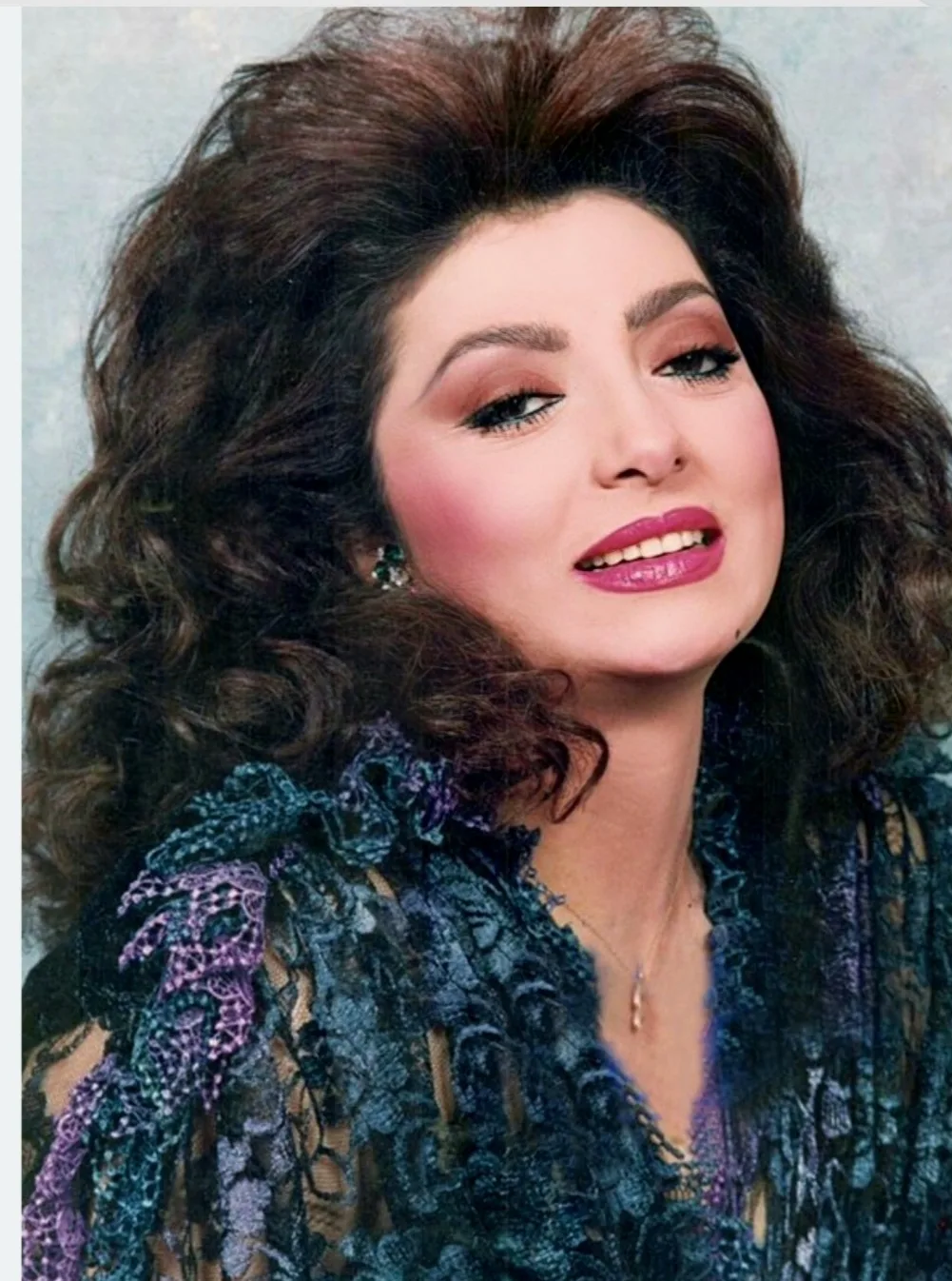 نبيلة عبيد تعود إلى الساحة الفنية بمسلسل سعودي بعد انقطاع طويل