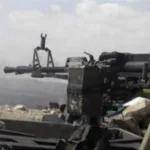 صدت قوات الجيش الوطني هجمات عنيفة لجماعة الحوثي مساء اليوم الإثنين في عدد من جبهات تعز.