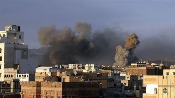 10224الحوثيون: غارات أمريكية على صنعاء تقتل شخصًا وتصيب أربعة آخرين الحوثيون: غارات أمريكية على صنعاء تقتل شخصًا وتصيب أربعة آخرين