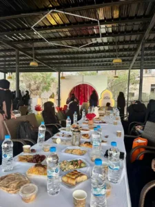 إفطار بنات الحالمة للسنة الثالثة: مبادرة تستعيد روح تعز رغم التحديات