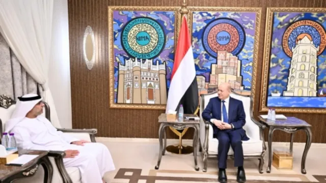 العليمي يبحث مع السفير الإماراتي دعم استعادة الدولة وتحسين الأوضاع الاقتصادية