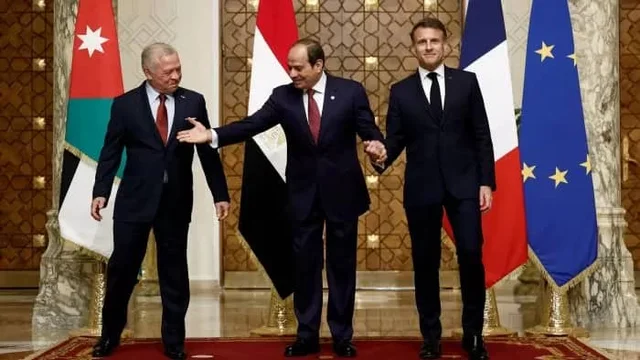 قمة ثلاثية في القاهرة تدعو لوقف النار وتؤكد رفض تهجير الفلسطينيين