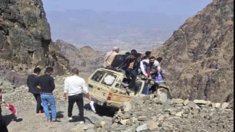 طَريق جَبحَة(كُحلان) طريق الموت والعناء