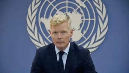 غروندبرغ يبحث مع الحوثيين ومسؤولين عمانيين سبل فرص السلام في اليمن