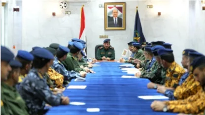 وزير الداخلية يشدد على رفع الجاهزية الأمنية في مأرب لمواجهة تصعيد الحوثيين