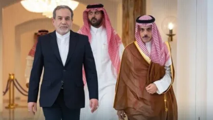 السعودية تعلم السياسة: مناهج دبلوماسية بالخط الكوفي المُذهب!