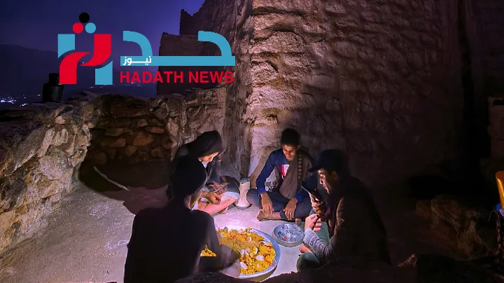 من بائع متجول إلى سفير: يوسف يوثق الجمال بعدسة جوال يوسف واصدقائه