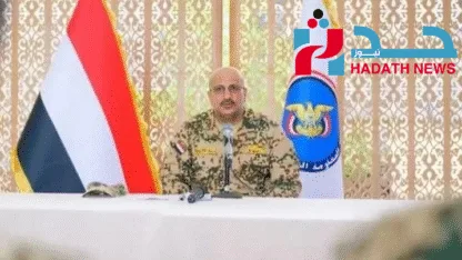 طارق صالح يتهم العليمي بسياسة إقصائية